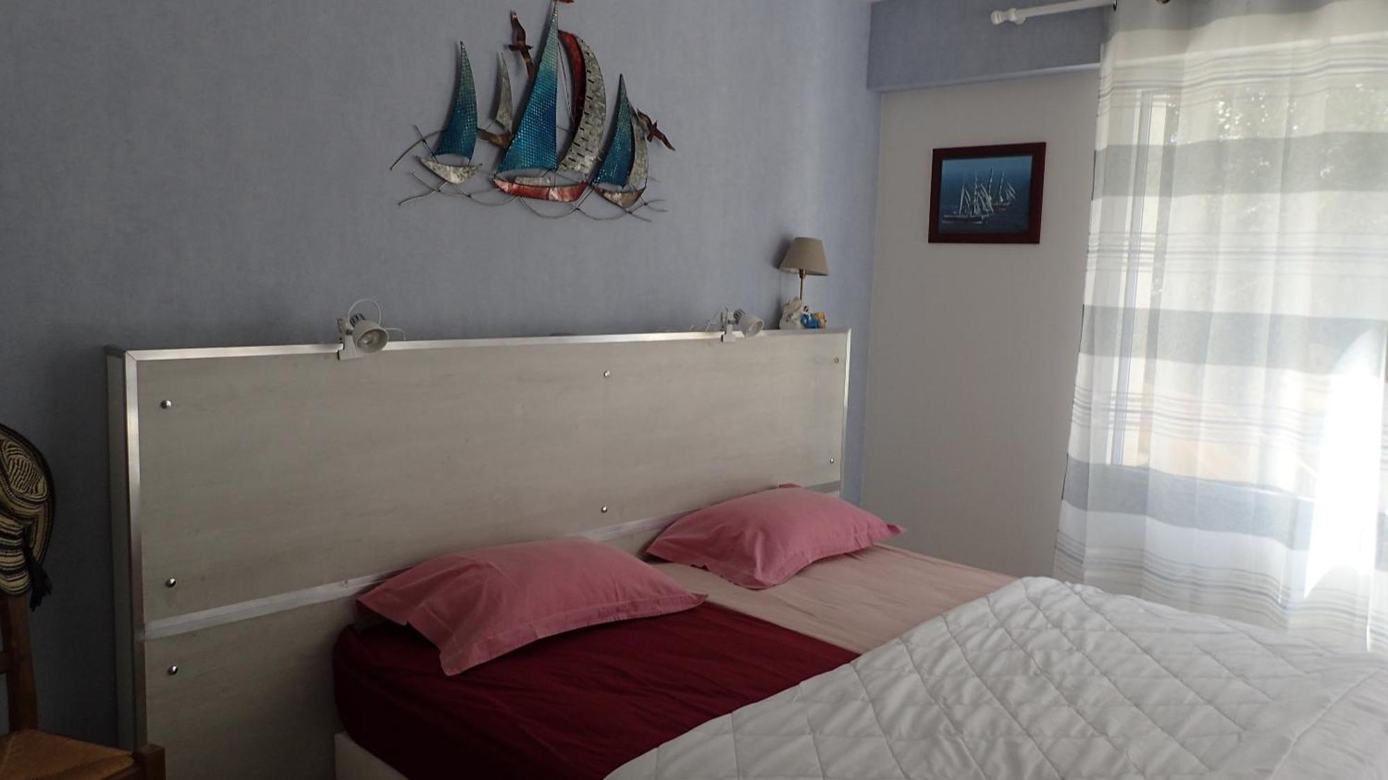 Chambre Dans La Pinede Сент-Илер-де-Рье Экстерьер фото